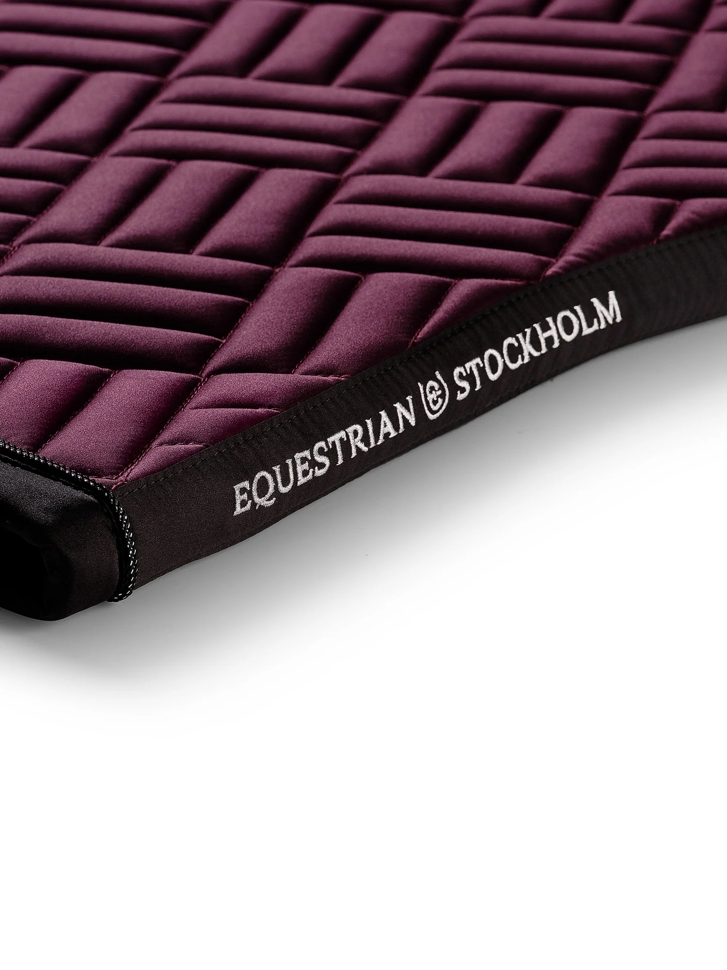 Вальтрап конкурный Modern Purple Night. Equestrian Stockholm 3