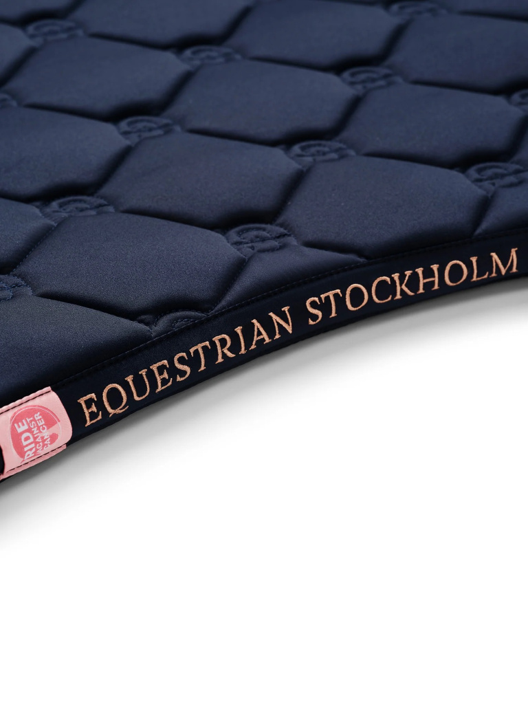Вальтрап выездковый Lagoon Blush. Equestrian Stockholm 3
