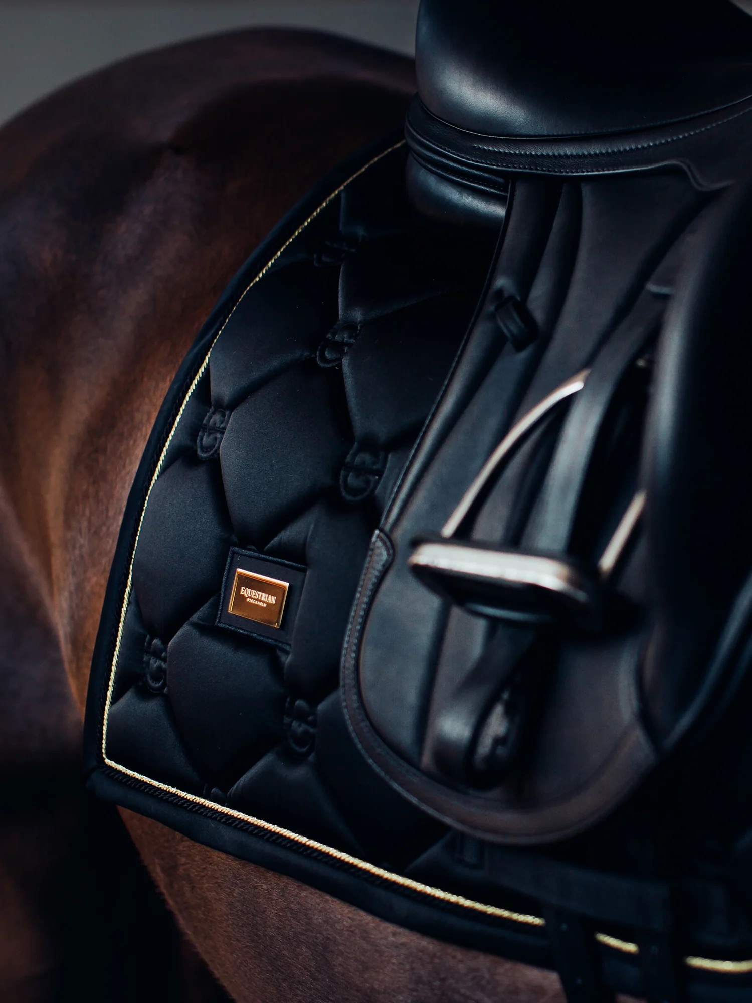 Вальтрап выездковый Black Gold. Equestrian Stockholm 5