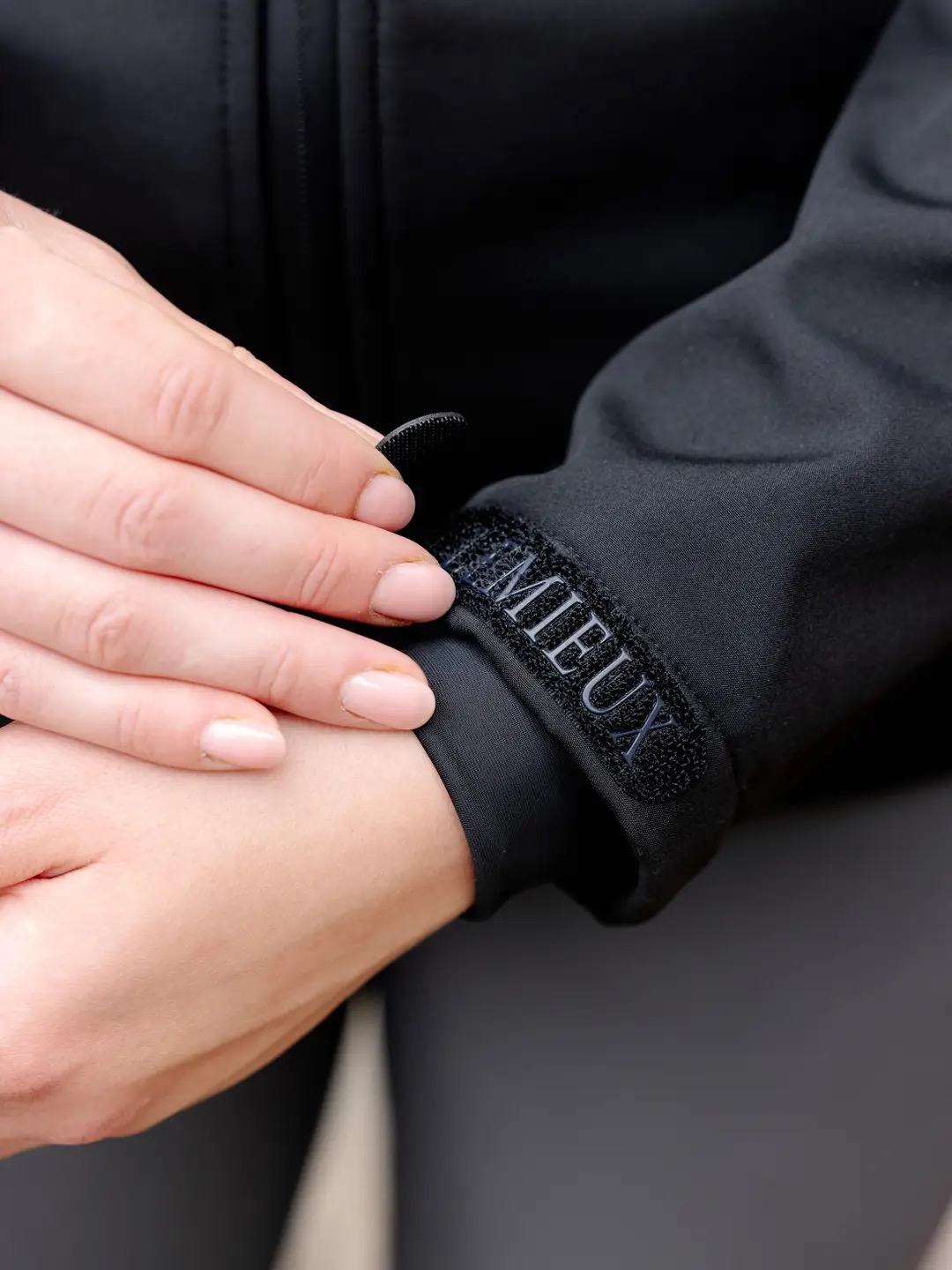 Куртка Celine Soft Shell Black. LeMieux 6