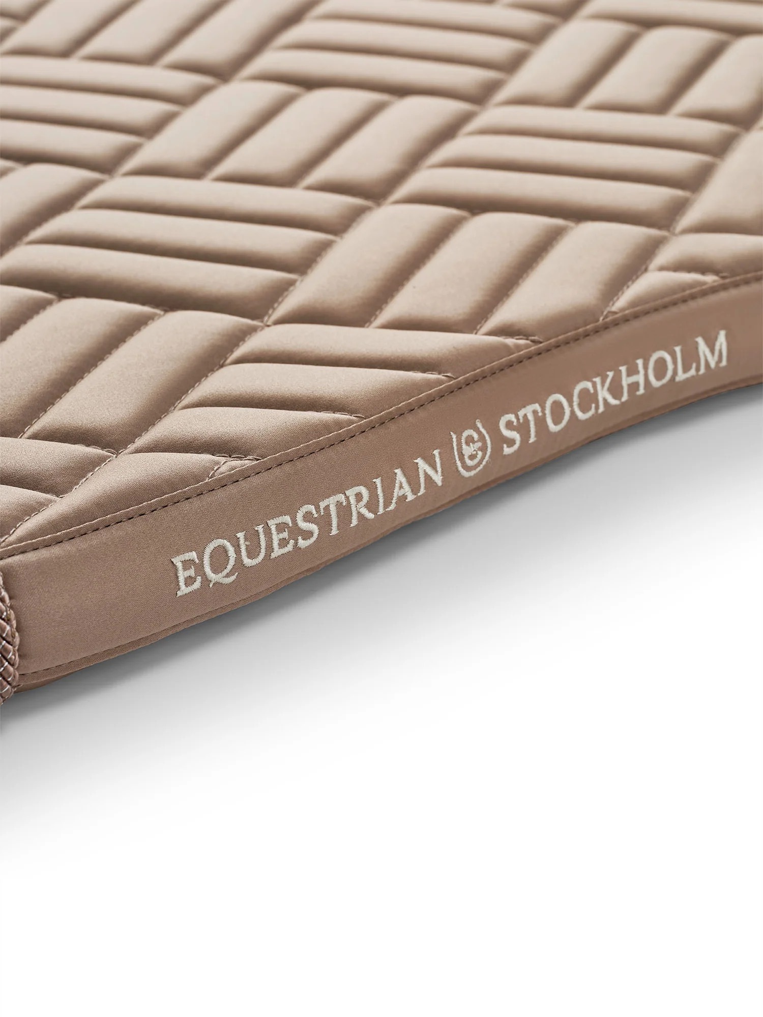 Вальтрап конкурный Modern Sand. Equestrian Stockholm 3