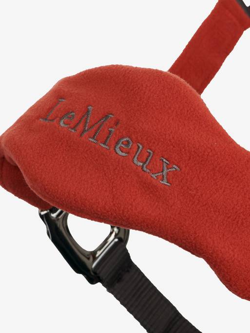 Недоуздок с чомбуром Vogue Sienna. LeMieux 2