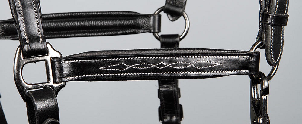 Недоуздок кожаный Supreme Black. Harry's Horse 2