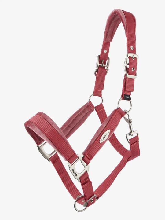 Недоуздок Versailles Cranberry, бархатная подкладка. LeMieux